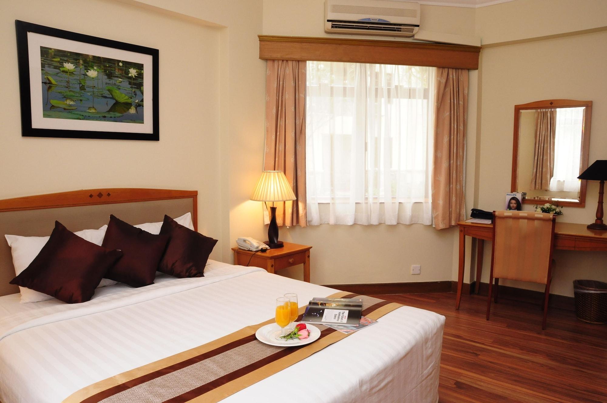 Riverside Serviced Apartments Ho Chi Minh-stad Buitenkant foto