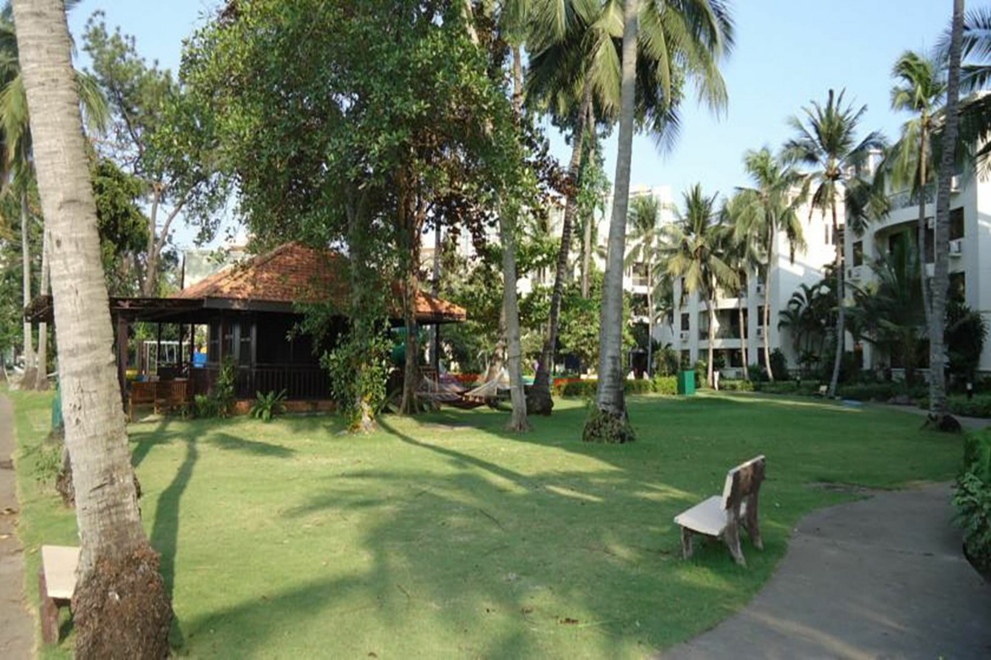 Riverside Serviced Apartments Ho Chi Minh-stad Buitenkant foto