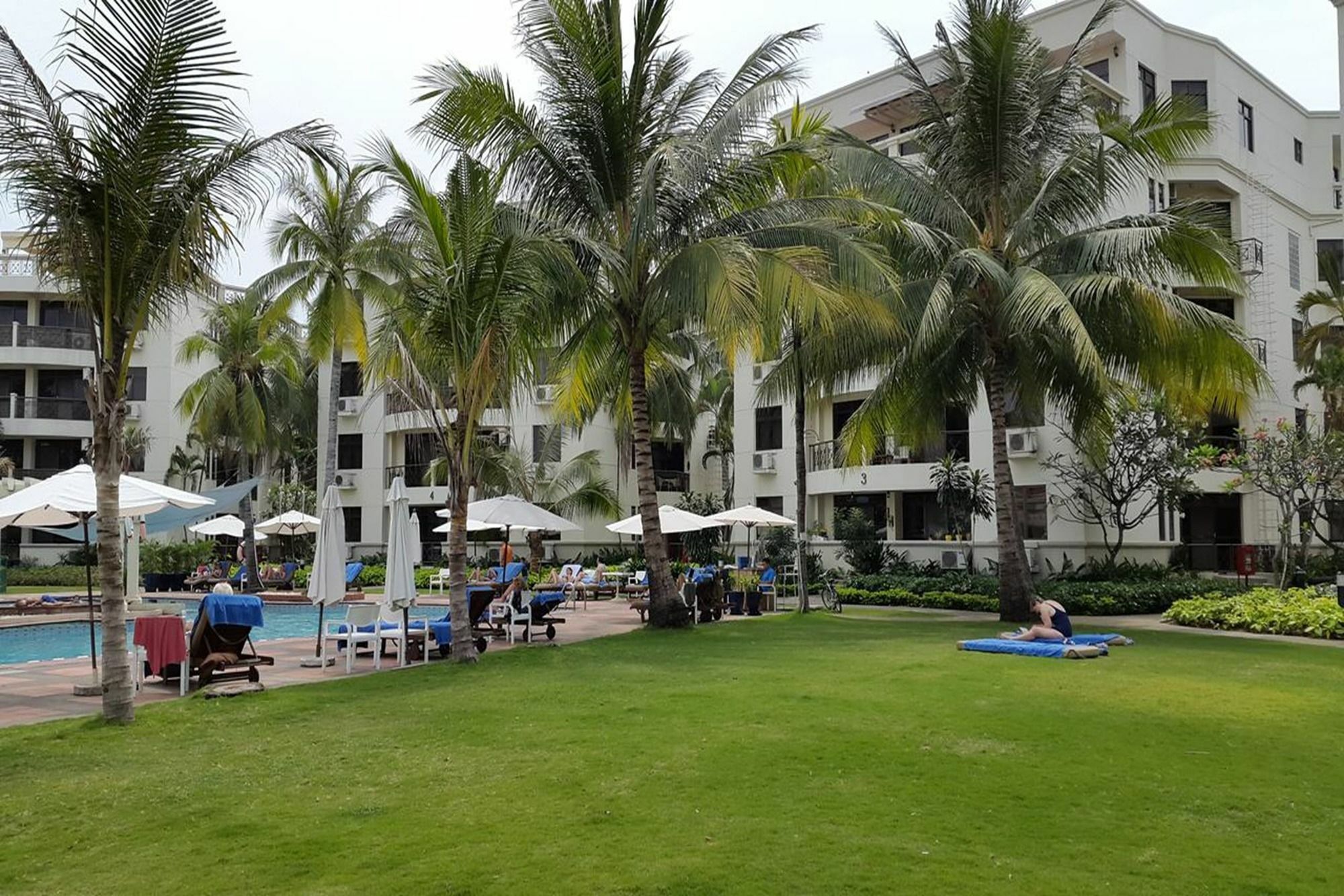 Riverside Serviced Apartments Ho Chi Minh-stad Buitenkant foto